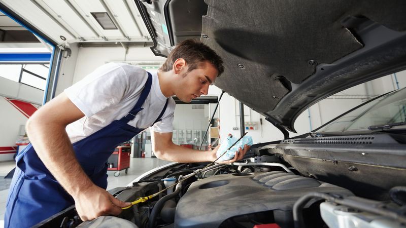 Many Companies Offer More Than Just Local Damage Car Repair in Calgary